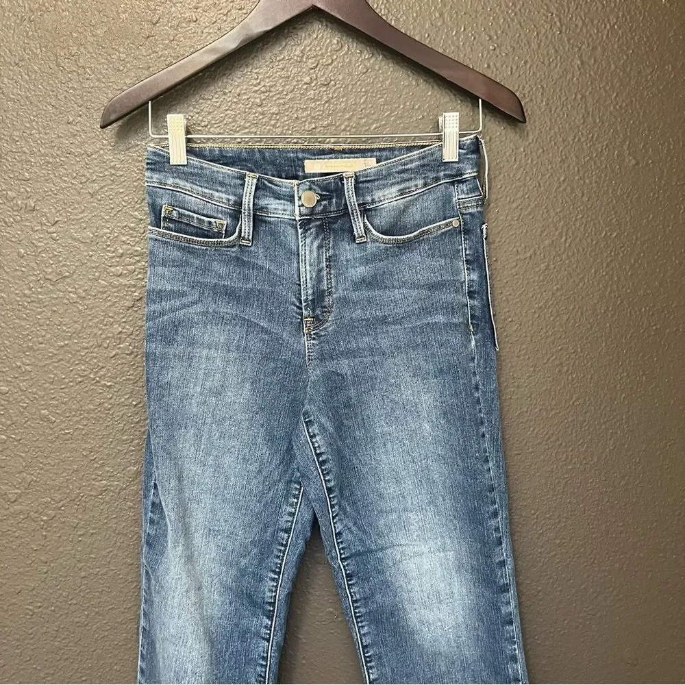Athleta sculptek slim straight jean lapis wash